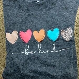 Be Kind Graphic Women’s Shirt - Gray with Multicolor Hearts XL